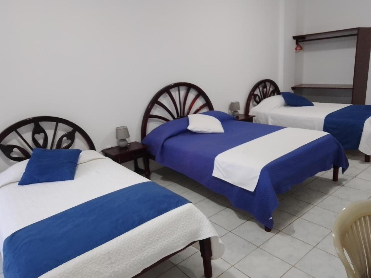 Hotel Isla Del Descanso Puerto Villamil Exteriör bild
