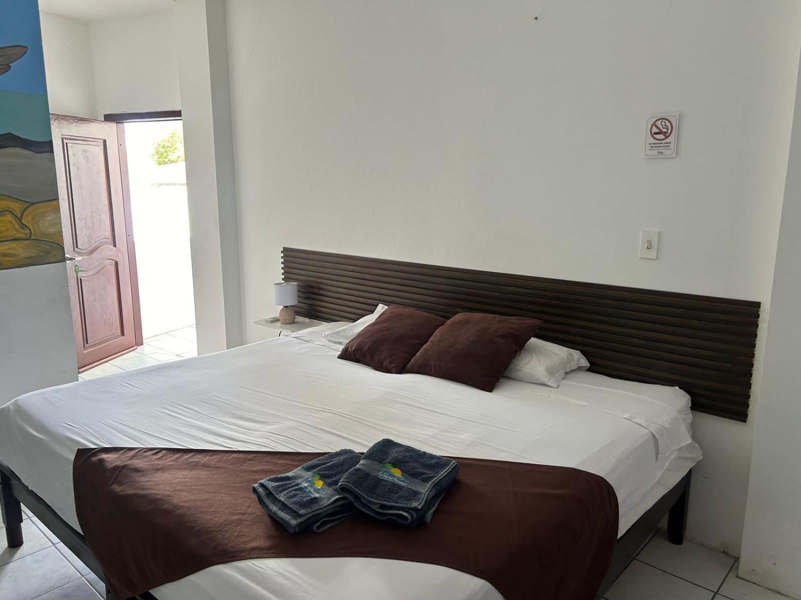 Hotel Isla Del Descanso Puerto Villamil Rum bild